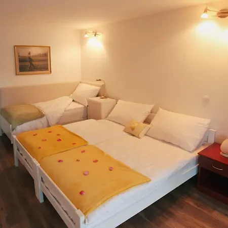 Apartma As Lesce  Exterior photo